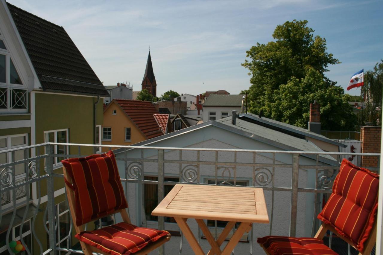 Ferienresidenz Am Strom Apartment Rostock Bagian luar foto