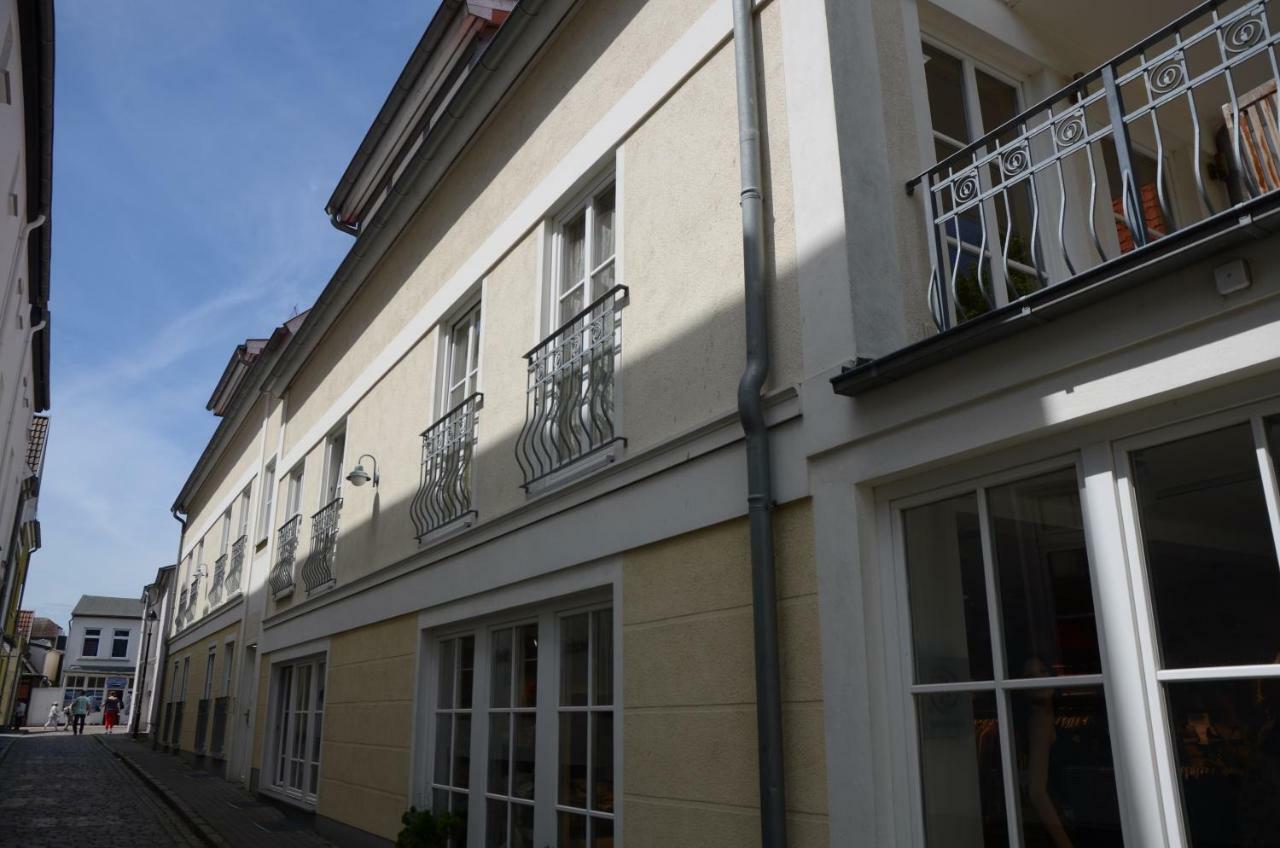 Ferienresidenz Am Strom Apartment Rostock Bagian luar foto