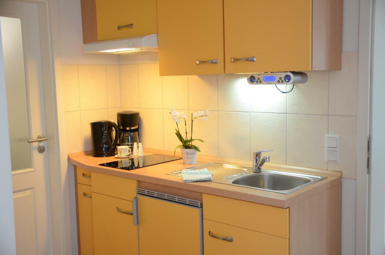 Ferienresidenz Am Strom Apartment Rostock Bagian luar foto