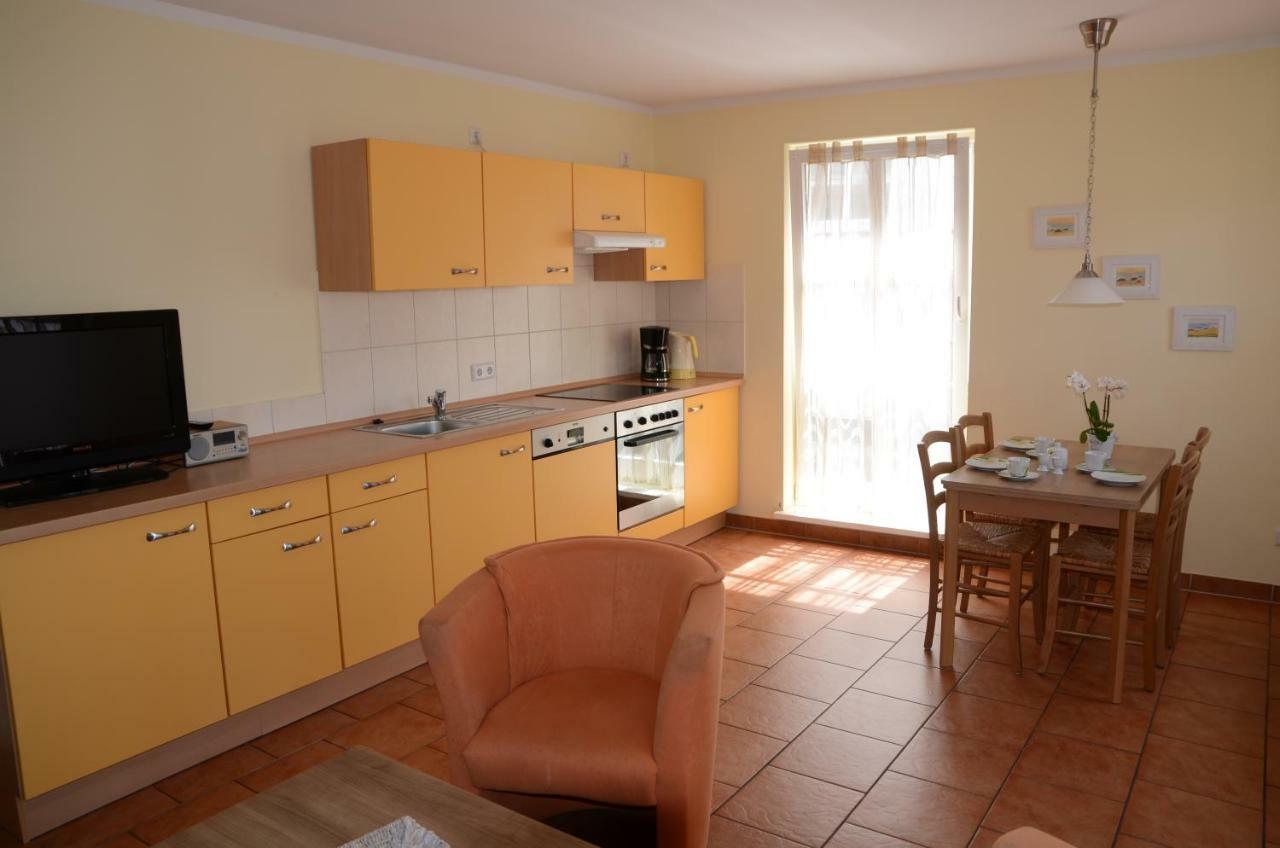 Ferienresidenz Am Strom Apartment Rostock Bagian luar foto