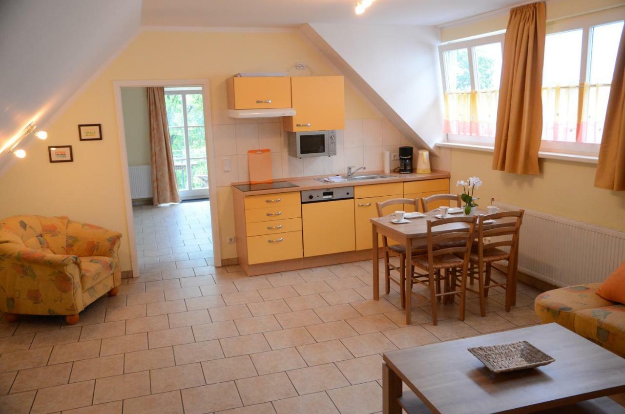 Ferienresidenz Am Strom Apartment Rostock Bagian luar foto